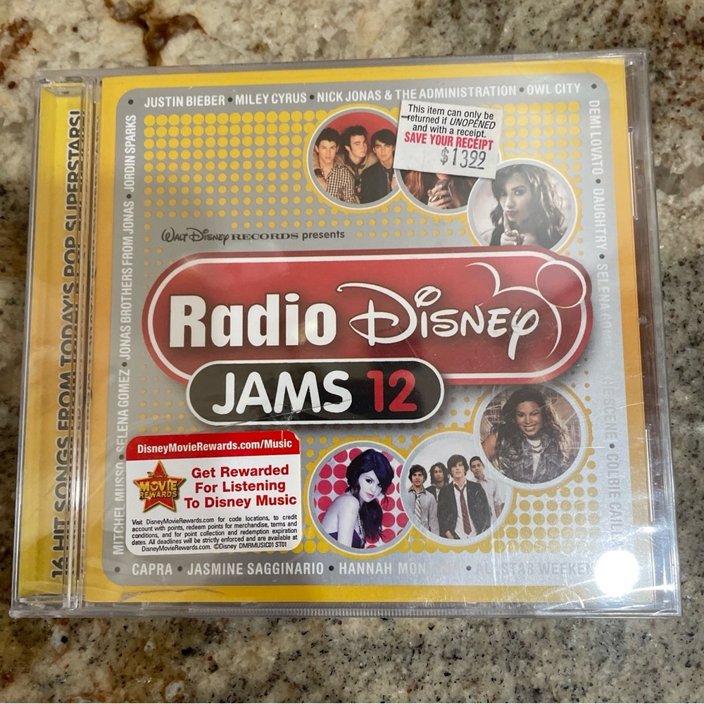 Radio Disney Jams 12 Music CD Capra,Selena Gomez,Nick Jonas,Miley Cyrus, Bieber